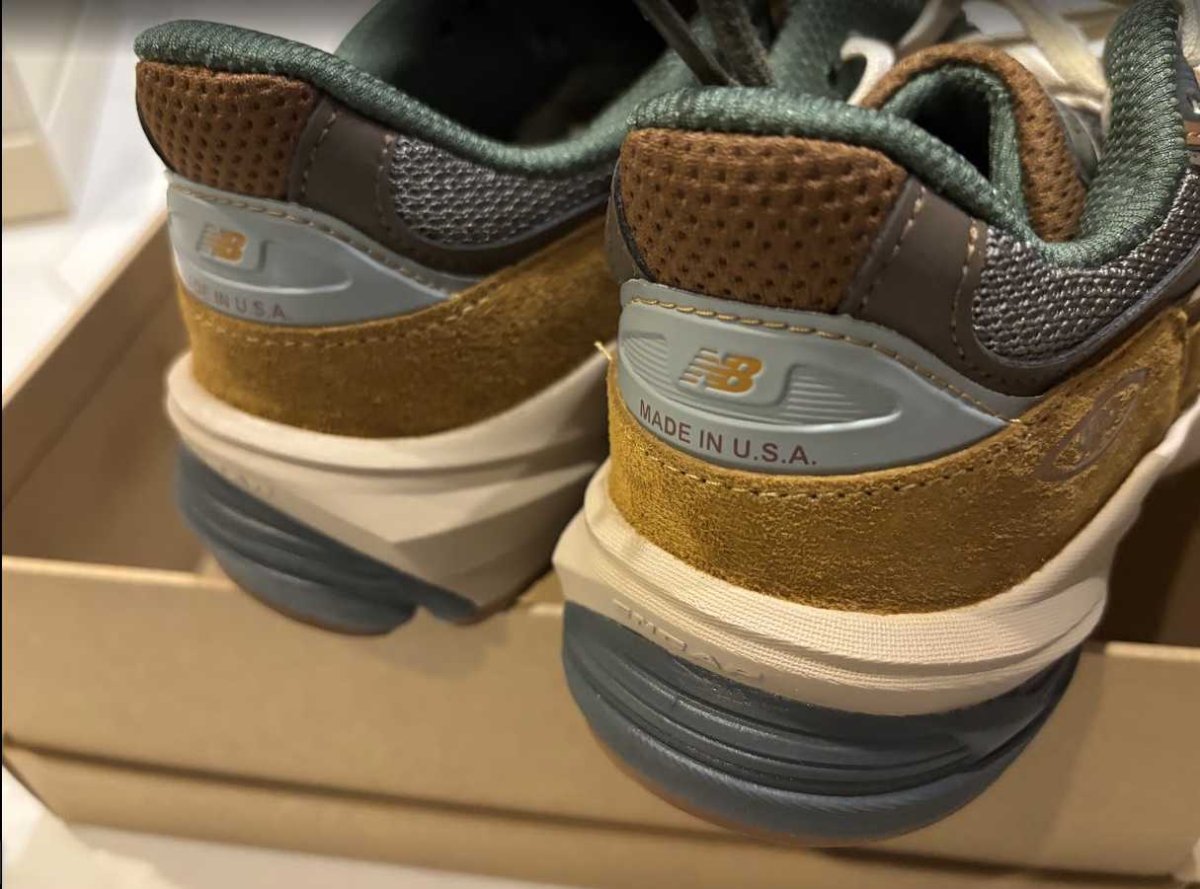 画像4: 260324021　カーハートコラボ　990V6 　23.5cmD (4)