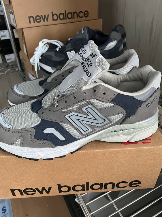 のある New Balance MR993GL 25.5cm にせず